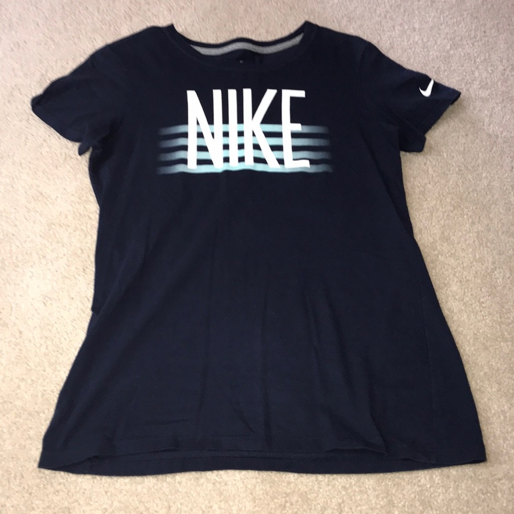 Nike tee